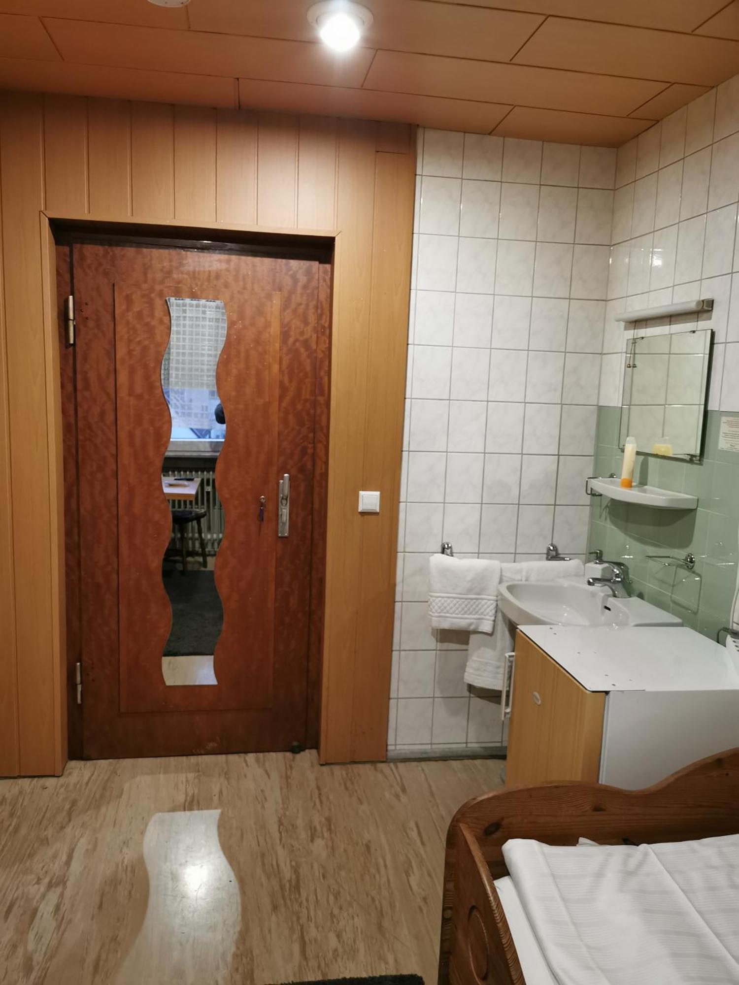 See Lord Hotel Kaiserslautern Rom bilde